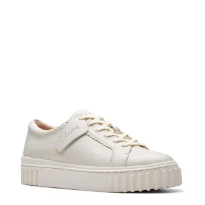 Clarks Women's Mayhill Walk Leather Sneaker in Off White