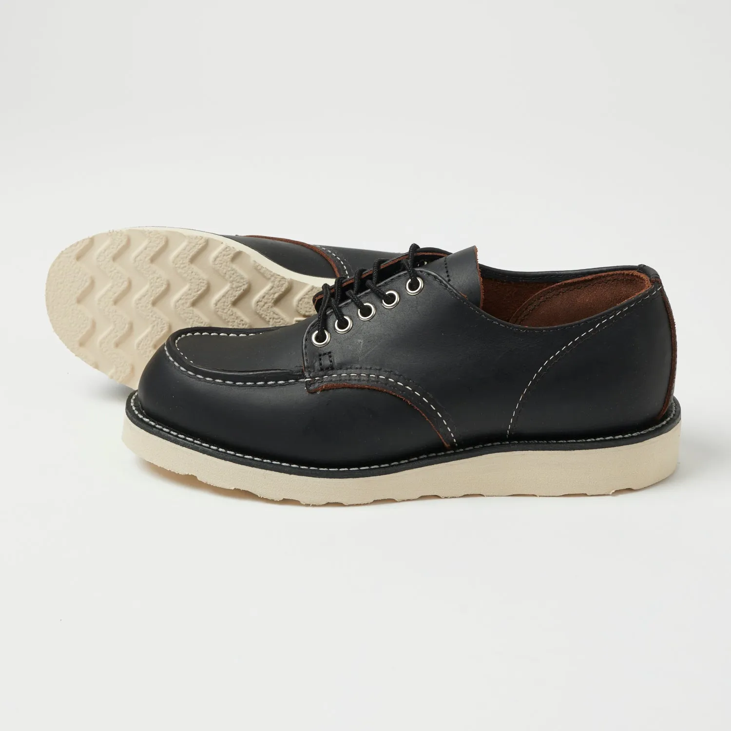 Red Wing 8090 Shop Moc Oxford Shoe - Black Prairie