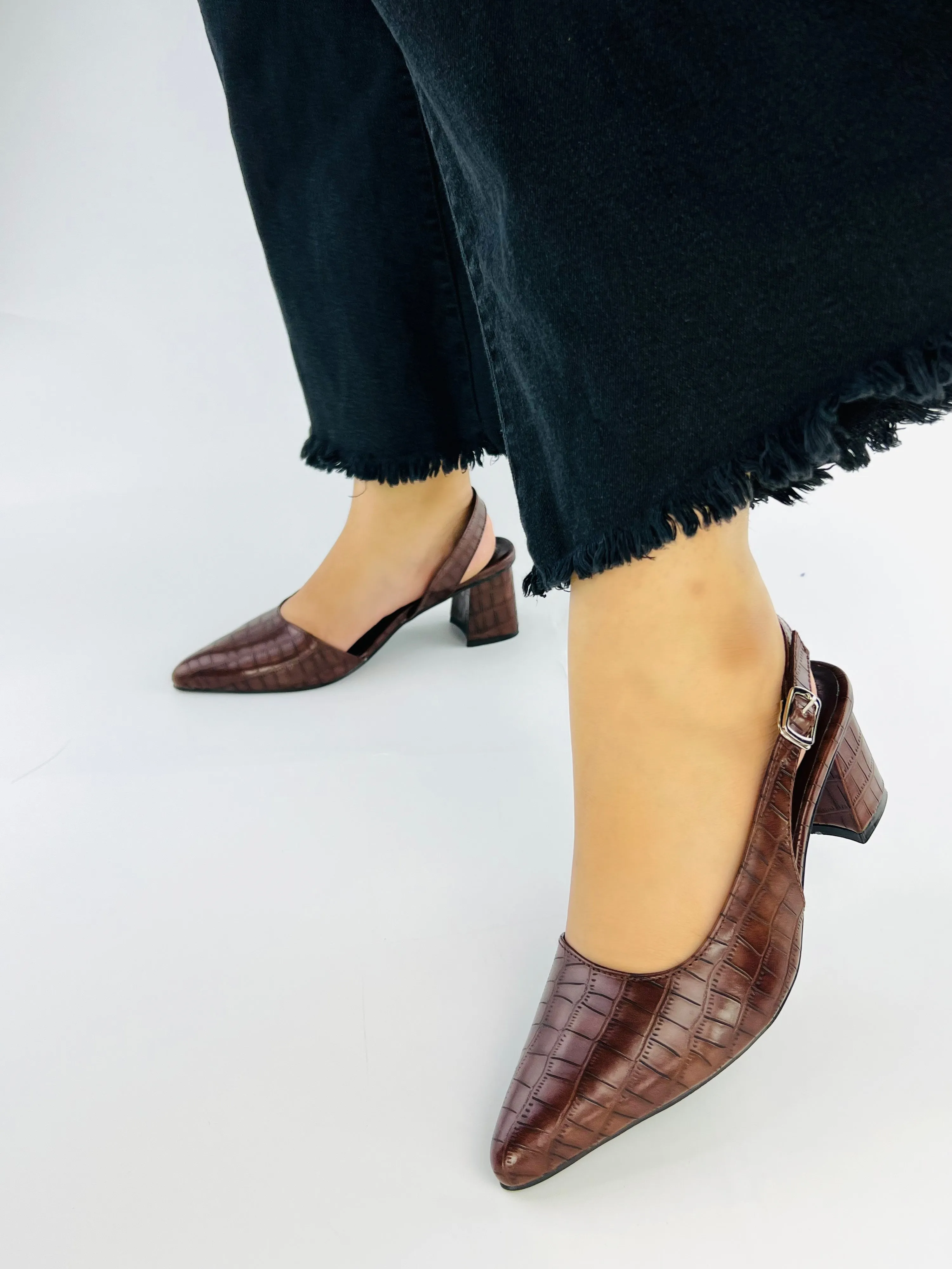 Spunkz Wood Embossed Croc Pattern Slingback Block Heel