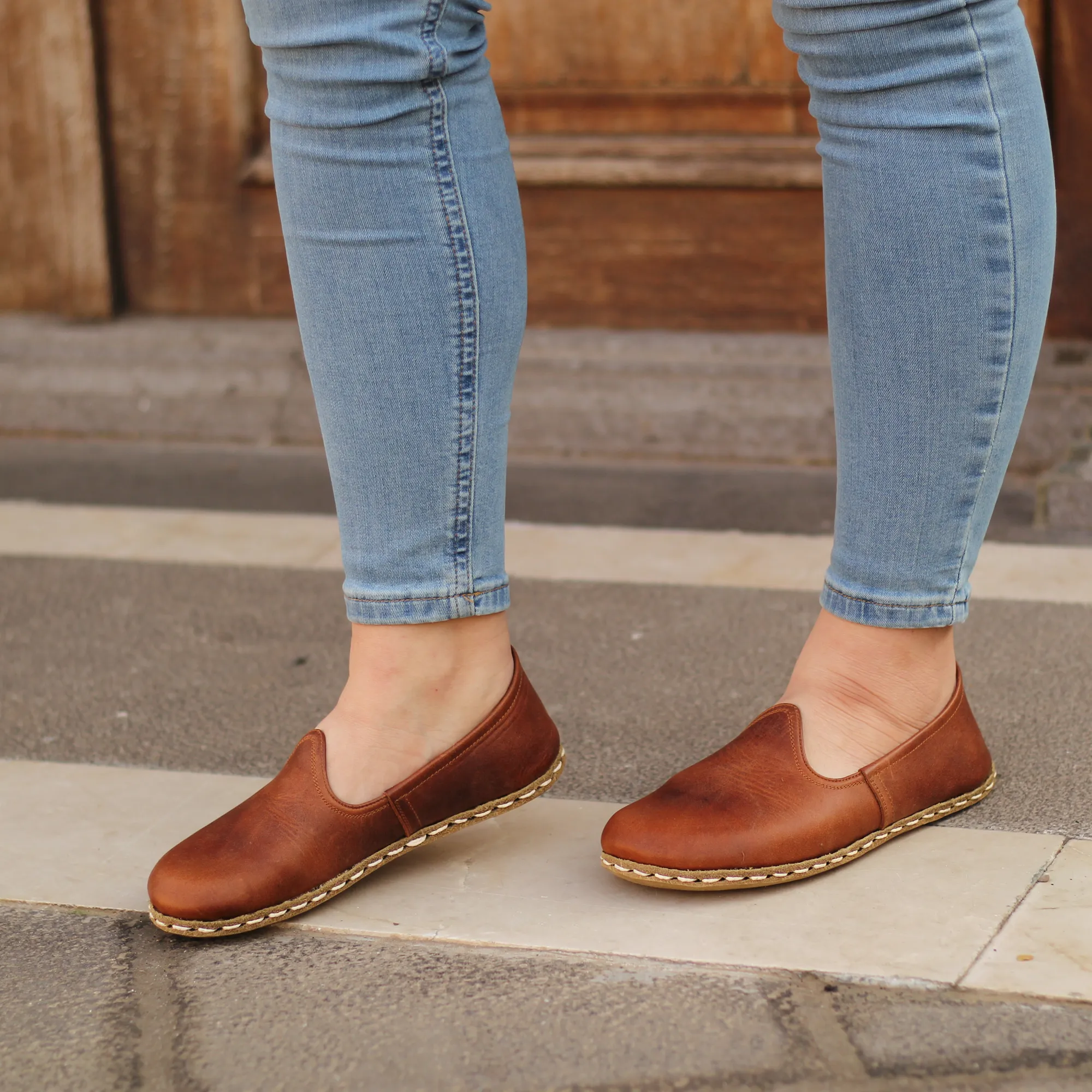 Women's Barefoot Grounding Shoes - Crazy New Brown