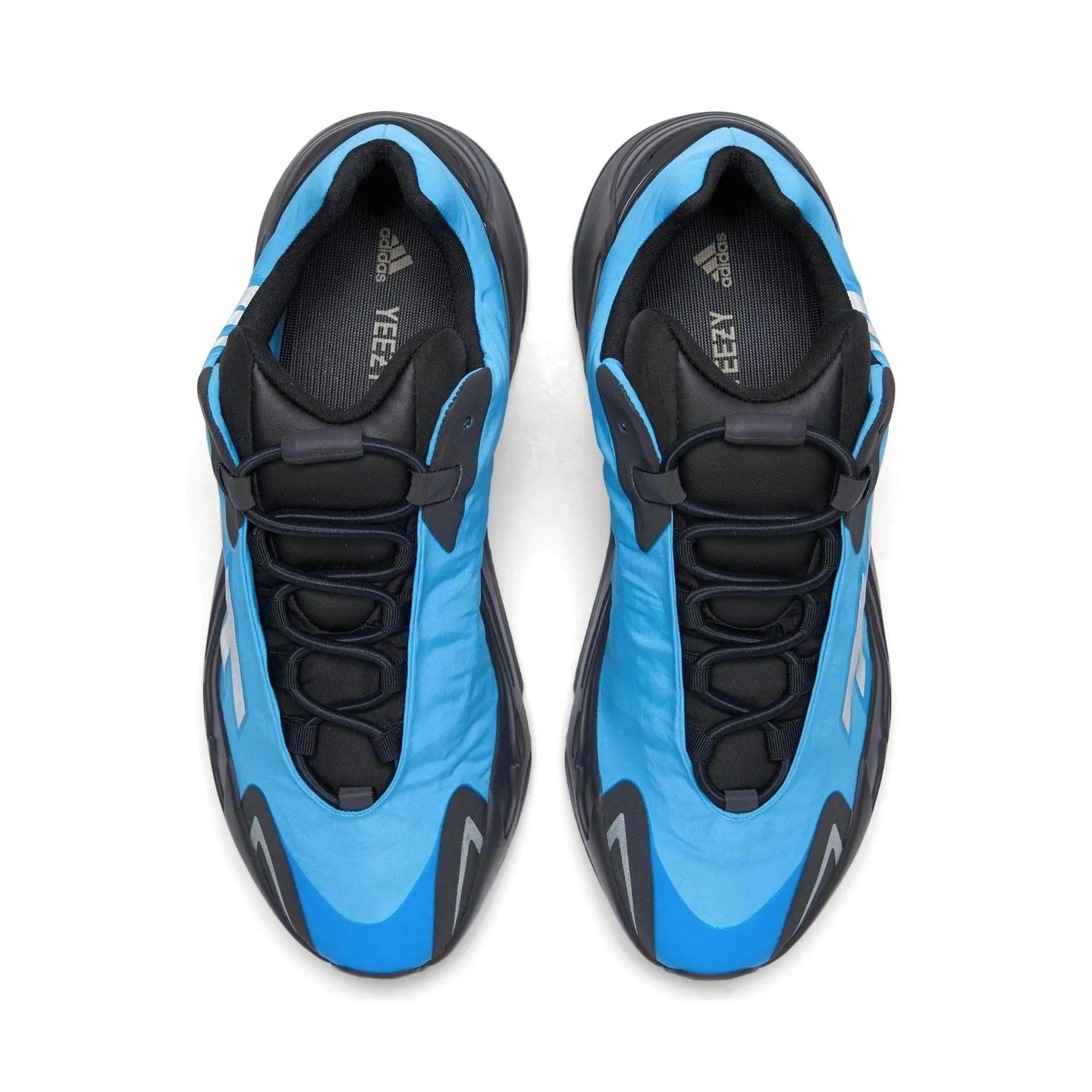 YEEZY BOOST 700 MNVN BRIGHT CYAN