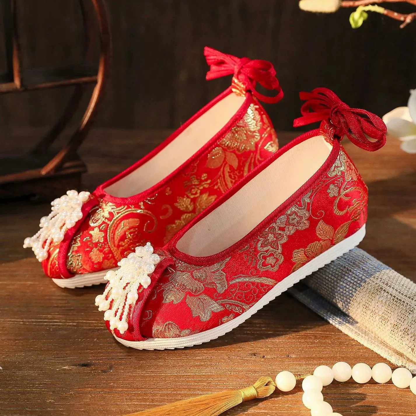 Zhe Zhi 折纸 Folding Paper Song Ming Cloud Head Dengyun Lü Shoes